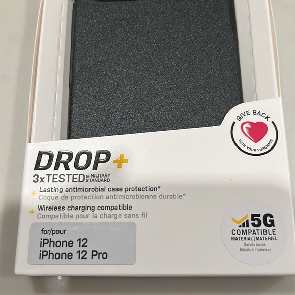 Otter box iPhone 12 Pro - Picture 2 of 3